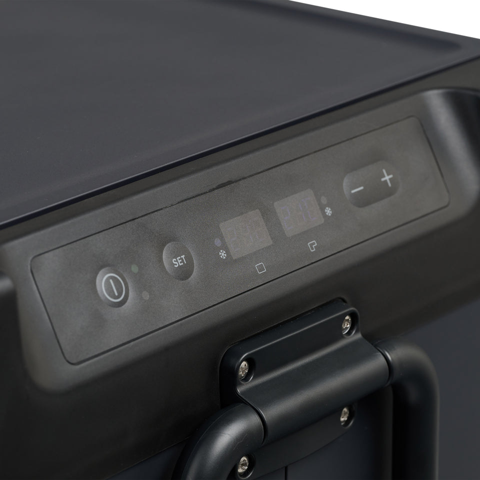 83-Quart Dual Zone Active Cooler