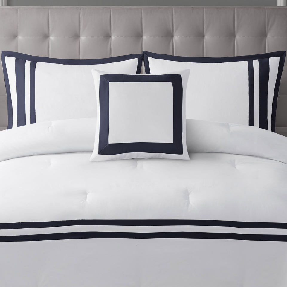 Hotel Border 4-Piece Comforter Set