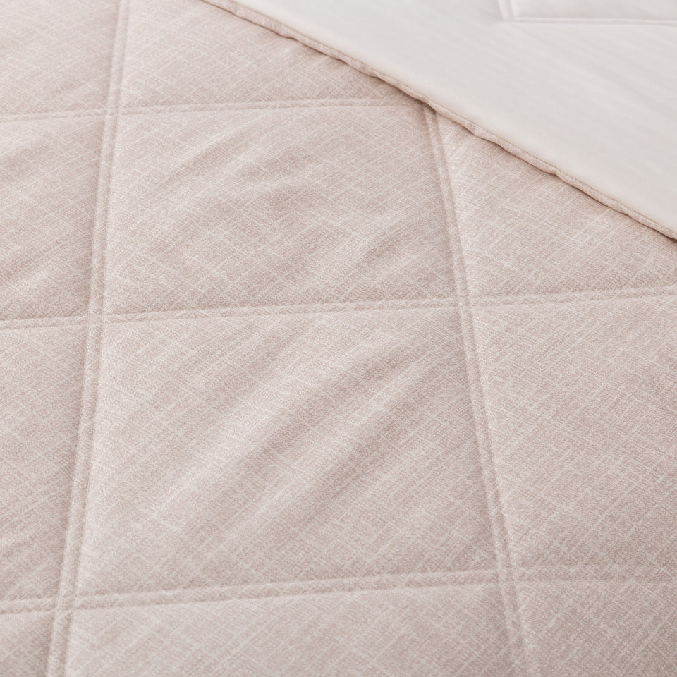 Herringbone Microfiber down Alternative Blanket