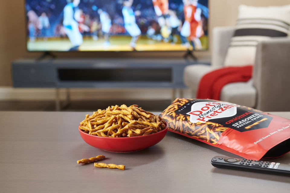 (5 Pack) , Original Seasoned Pretzel Twists Snack, 16 Oz Family Size Bag